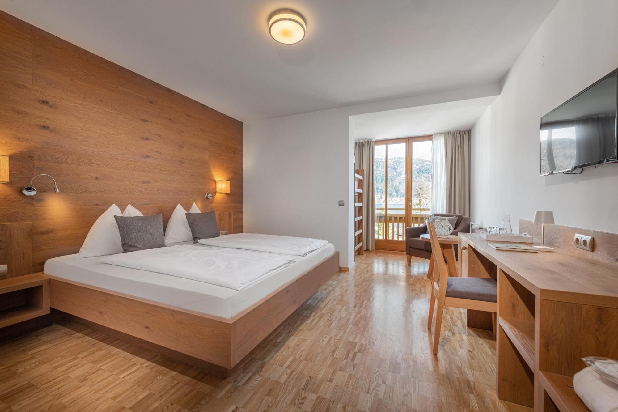 Seehotel Urban โบเดนสดอร์ฟ ภายนอก รูปภาพ