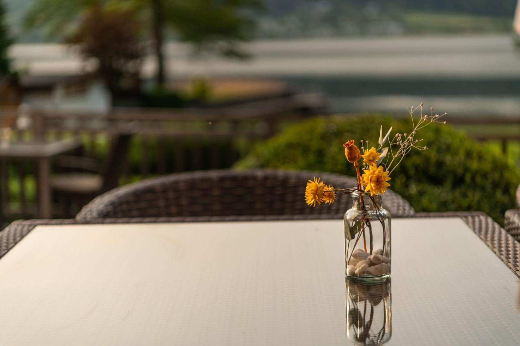 Seehotel Urban โบเดนสดอร์ฟ ภายนอก รูปภาพ