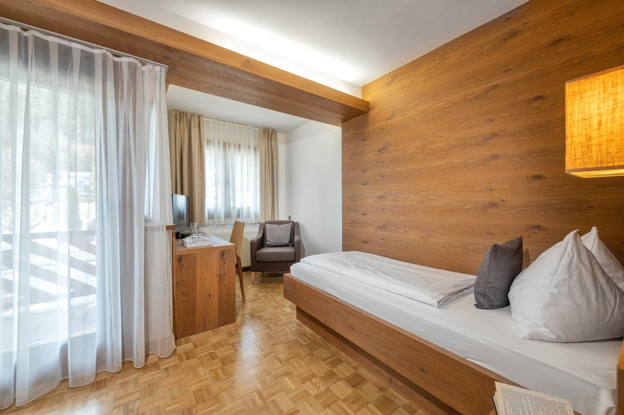 Seehotel Urban โบเดนสดอร์ฟ ภายนอก รูปภาพ